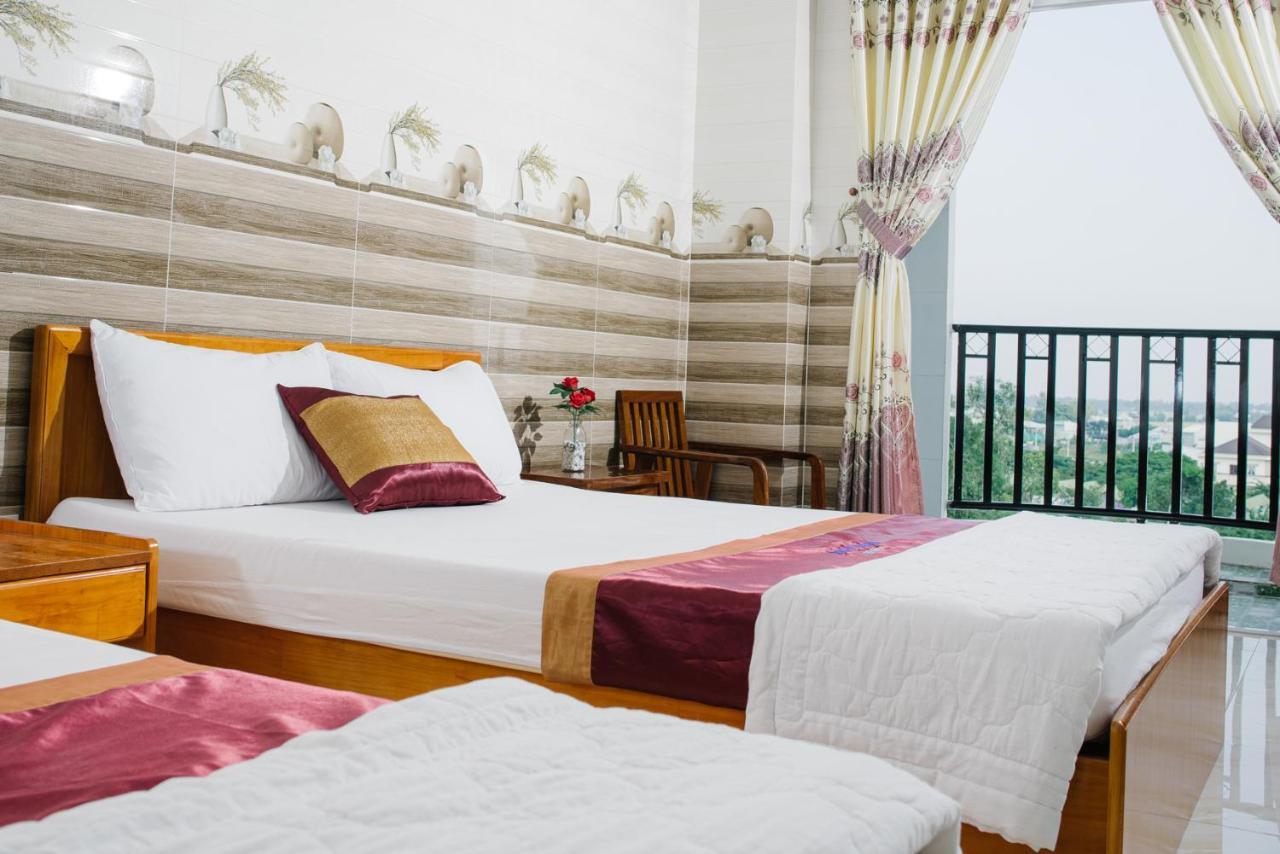 Hiep Hoa Hotel Чау-Док Экстерьер фото