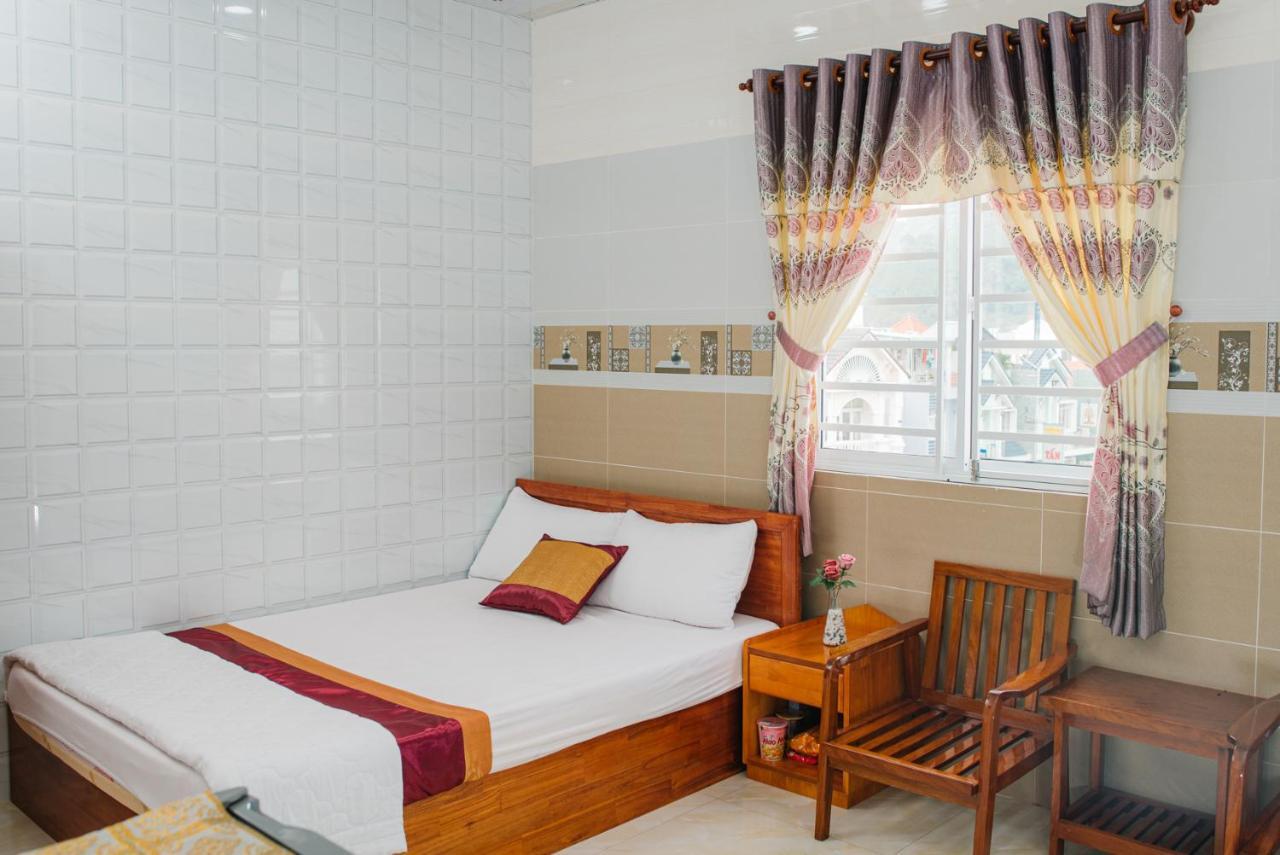 Hiep Hoa Hotel Чау-Док Экстерьер фото
