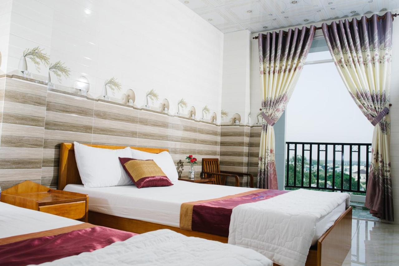 Hiep Hoa Hotel Чау-Док Экстерьер фото