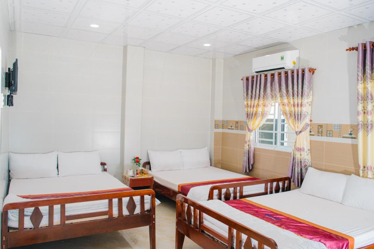 Hiep Hoa Hotel Чау-Док Экстерьер фото