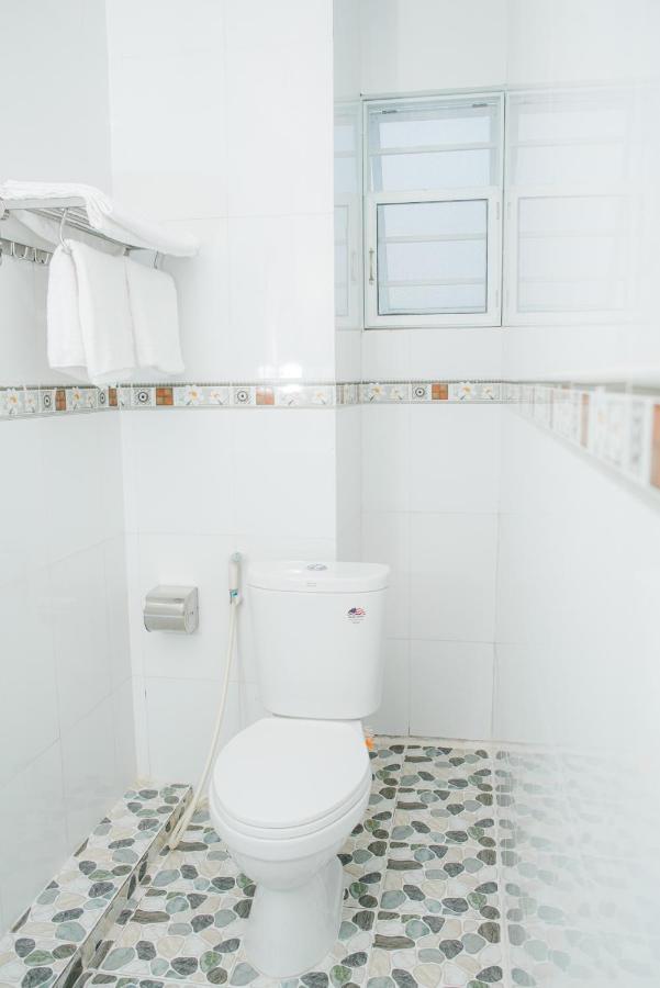 Hiep Hoa Hotel Чау-Док Экстерьер фото